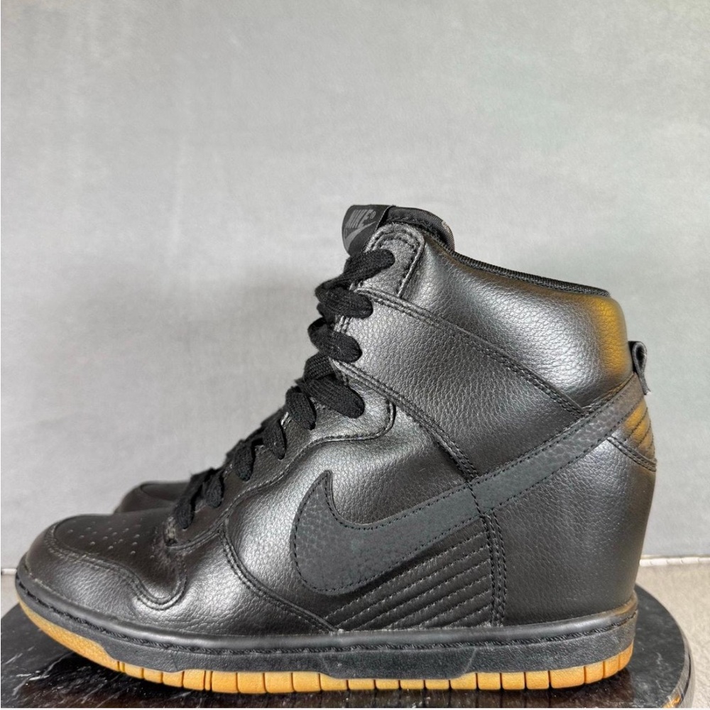 Nike Dunk Sky High Wedge Black Gum Sole Shoes Womens Size 8 US